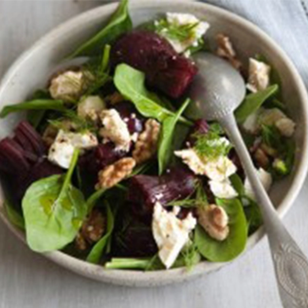 Beetroot, Spinach & Raspberry Salad